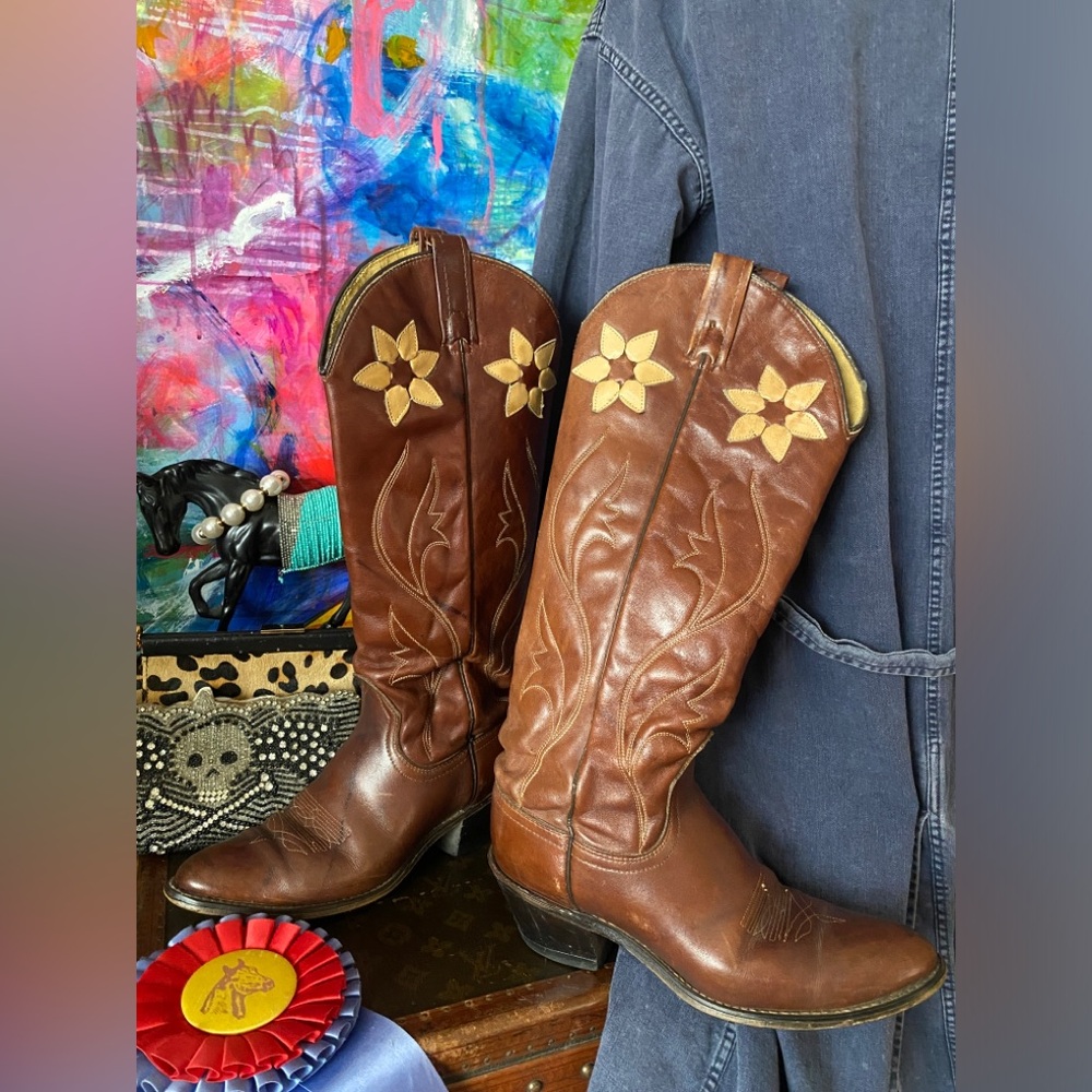 Gorgeous Rare Vintage ACME 1970’s Flower Cowgirl Cowboy Brown Boots 6M Santa Fe